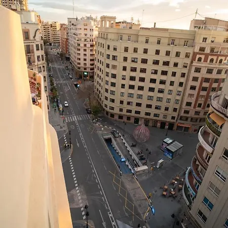 Increible Atico Con Terraza En El Centro De *